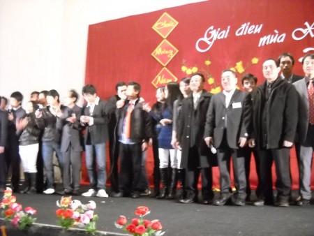 TÌNH ĐOÀN KẾT